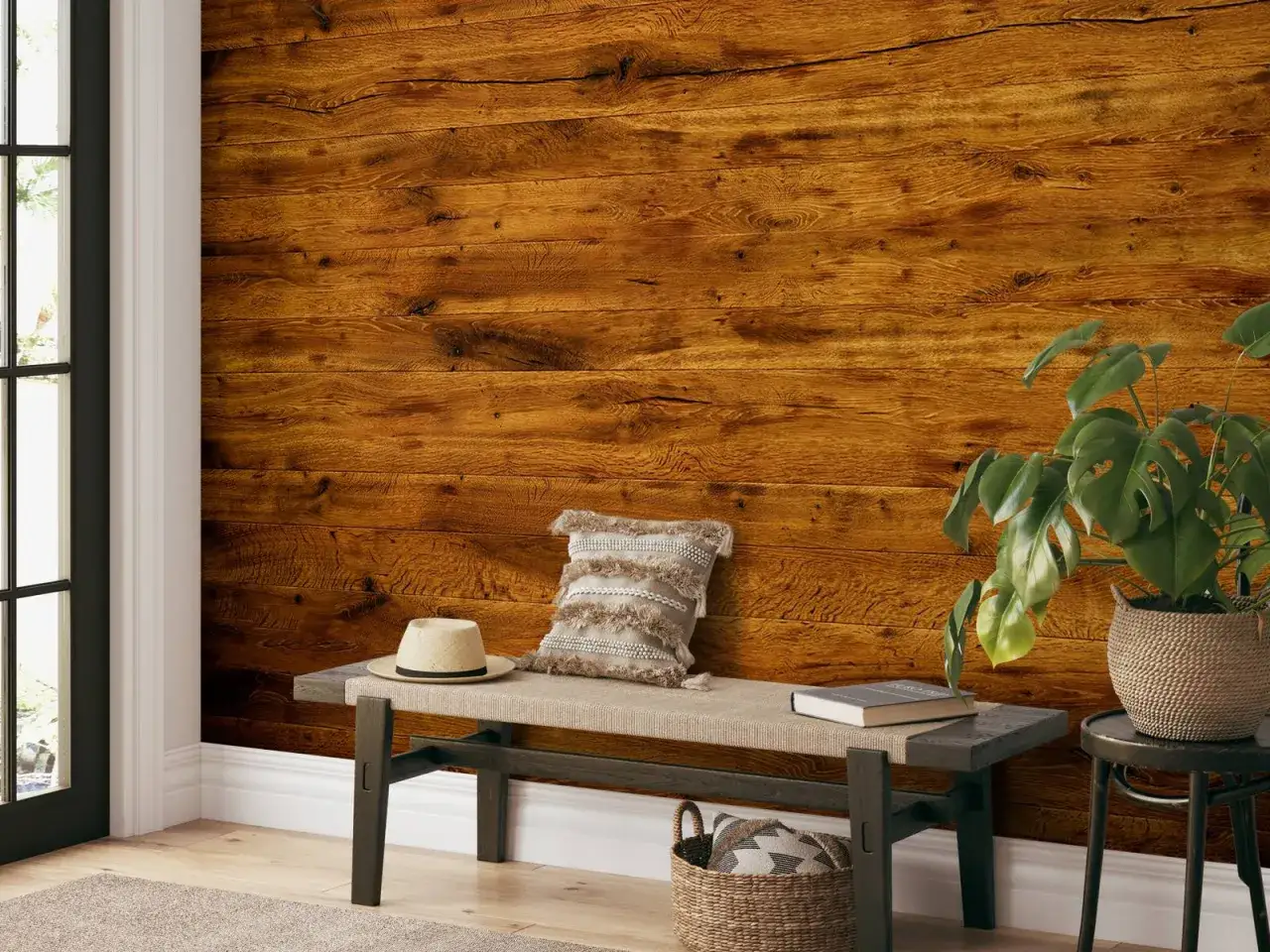 Rustikale Holzwand als fototapete nicht direkt auf wand, mit Bank, Hut, Kissen, Buch und Pflanze.